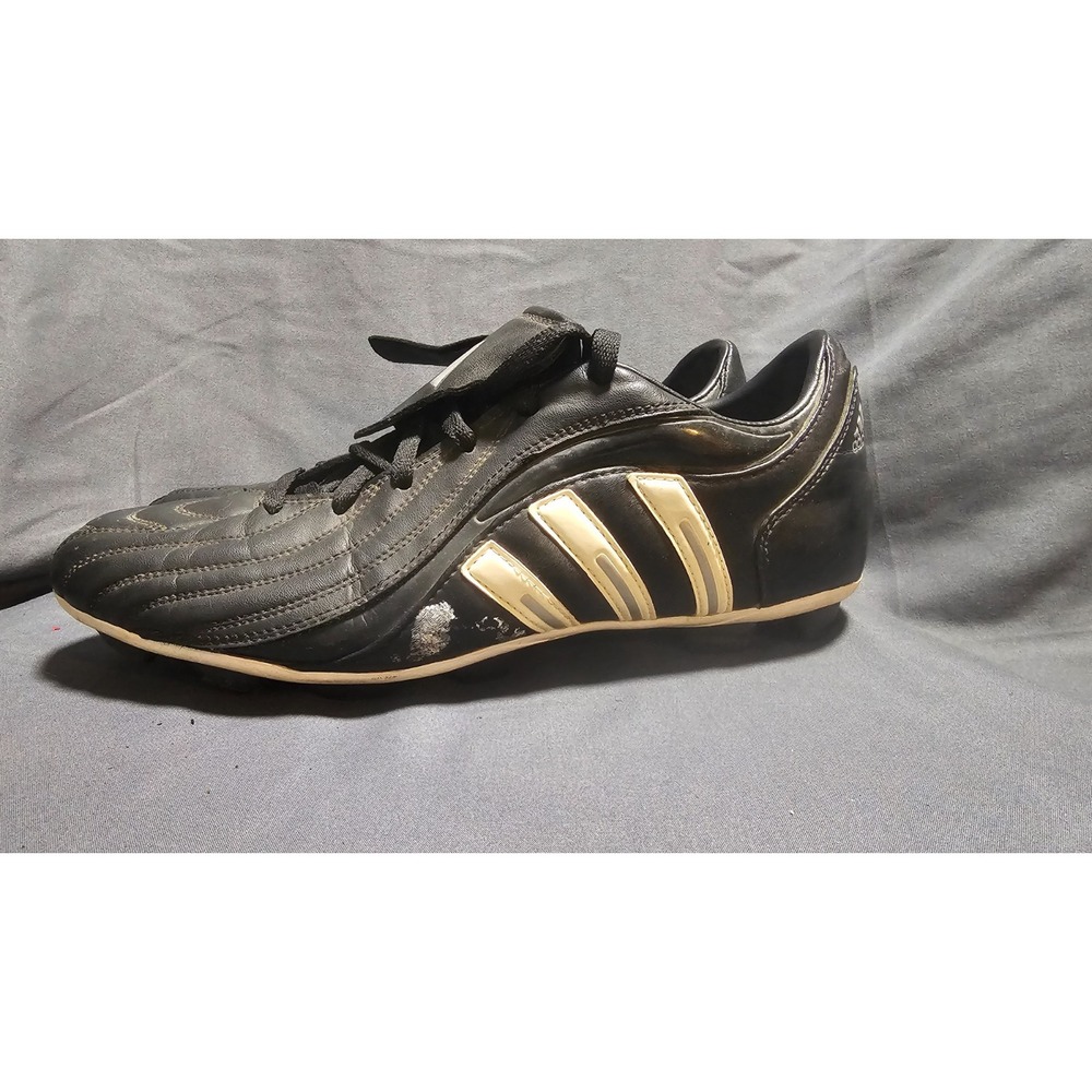 Adidas Traxion Hard Ground Cleats Size 11.5